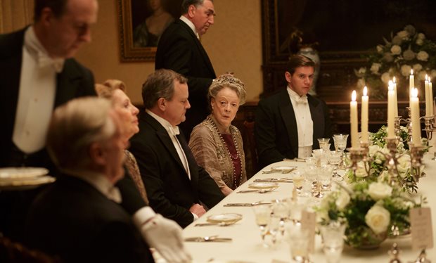 Downton_Abbey_proves_it_can_still_shock_with_bloody_dinner_party_scene