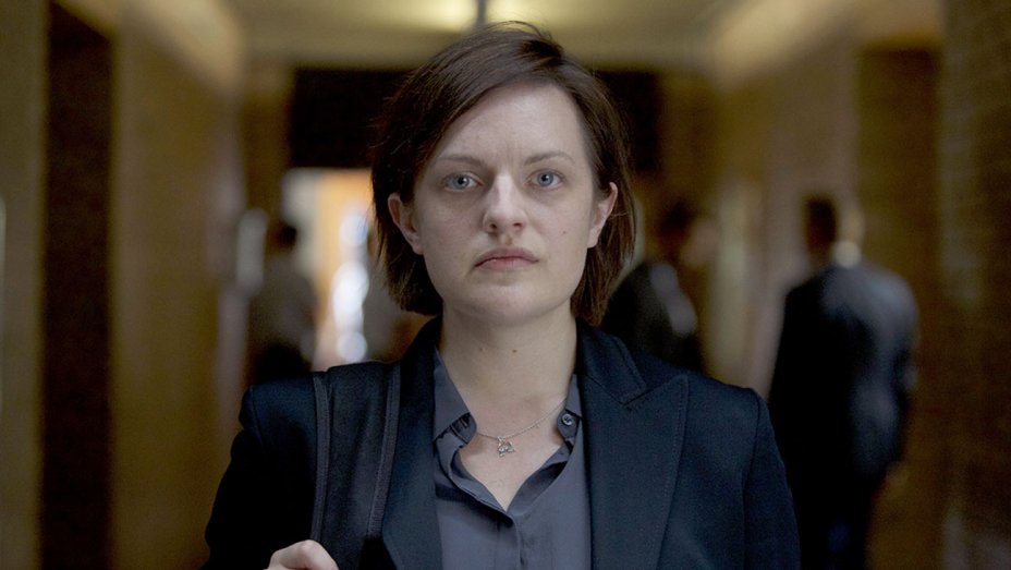 top_of_the_lake_-_elizabeth_moss_-_still_-_h_-_2016