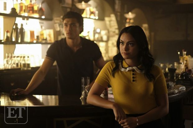 veronica lodge riverdale pijalnia