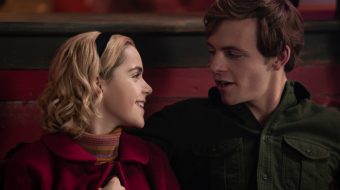 Co dalej z Harveyem i Sabriną? Kiernan Shipka i Ross Lynch o smutnej scenie ze świątecznego odcinka