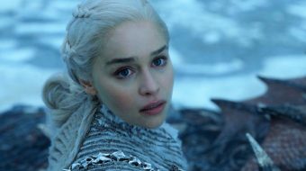 Jak Daenerys Targaryen poznała Sansę Stark? Emilia Clarke opowiada, jak Dany przyjeżdża do Winterfell