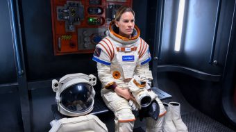 Hilary Swank jako astronautka w serialu 