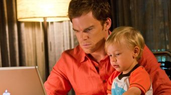 Syn Dextera powróci do jego życia w nowym sezonie? Teaser sugeruje, że Harrison jeszcze się pojawi