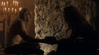 Geralt wda się w romans z Triss w 2. serii 