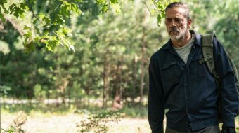 Co ze spin-offem o Neganie i Maggie? Jeffrey Dean Morgan dzieli się fotką scenariusza 