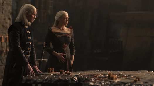 2. sezon 'Rodu smoka' zaburzy chronologię z książki Martina? Co zrobią Daemon i Rhaenyra w finale?