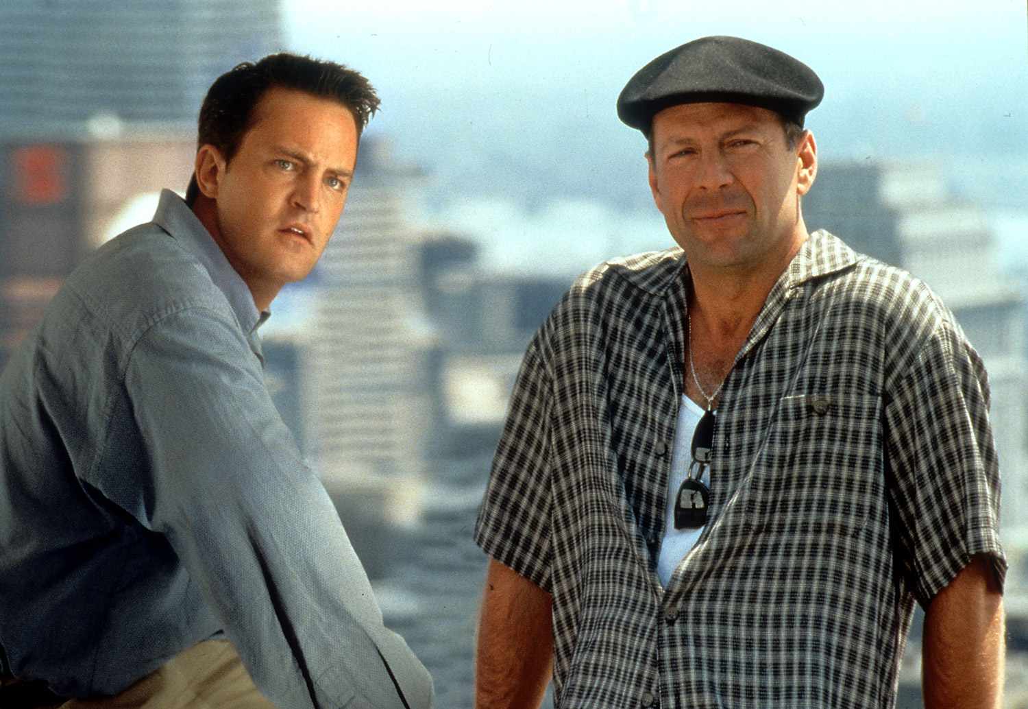 przyjaciele matthew perry bruce willis