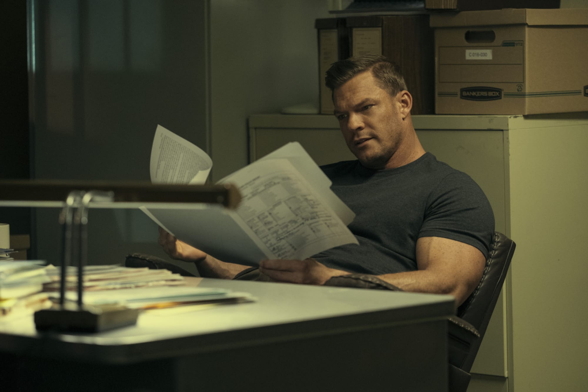 reacher sezon 2 zmiana fabuła alan ritchson