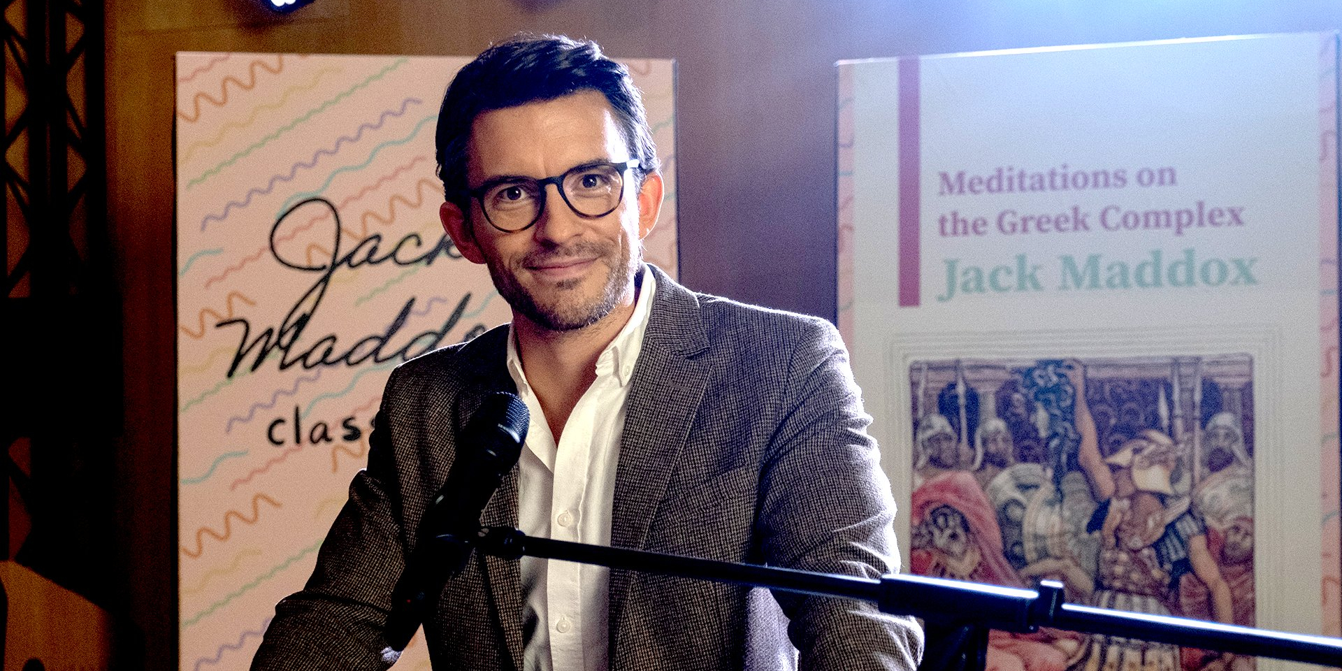 Gwiazdor "Bridgertonów" został najseksowniejszym mężczyzną 2025 roku. Dlaczego to istotny wybór?