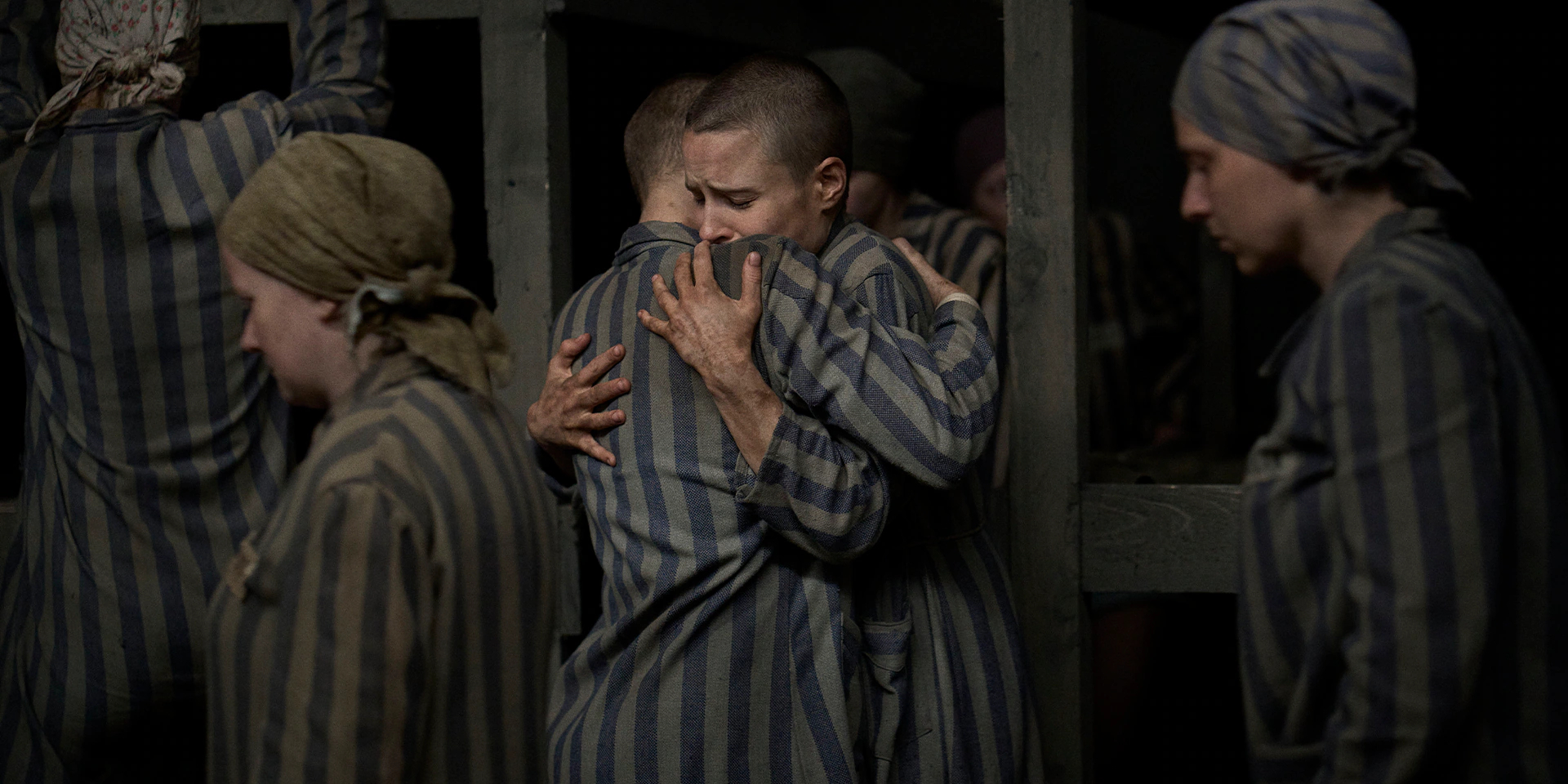 Gwiazdy "Tatuażysty z Auschwitz" opowiadają o najtrudniejszych scenach. Która była wyczerpująca?