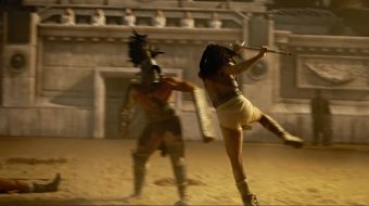 Cesarz Anthony Hopkins w zwiastunie serialu o gladiatorach. Szykuje się hit na miarę 