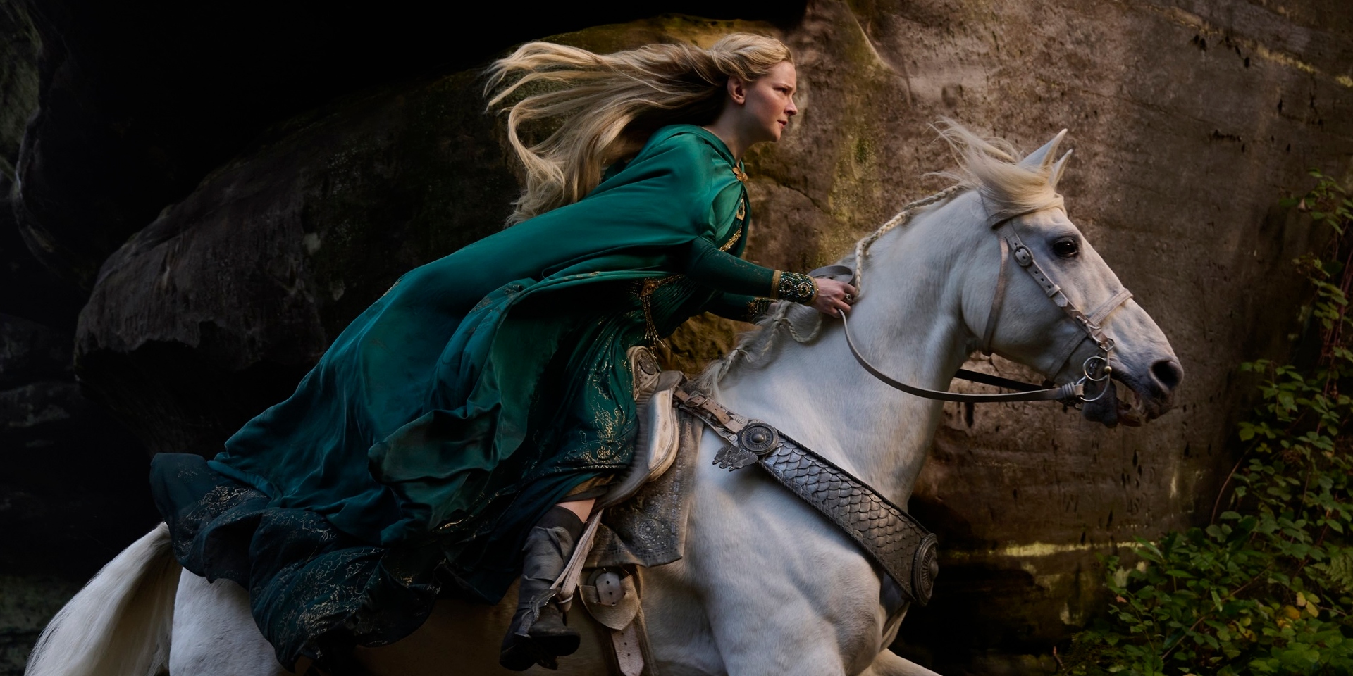 W 2. sezonie "Pierścieni władzy" będzie ogromna bitwa i troll jak ta postać z "Breaking Bad". Są zdjęcia