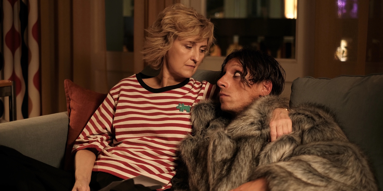 7 newsów na środę: "Klara" trafi do TVN, gwiazdy u Ryana Murphy’ego, "Stranger Things" na Broadwayu