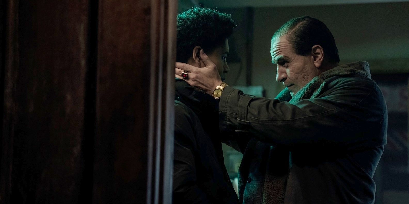 Ta scena z 6. odcinka "Pingwina" to punkt zwrotny dla Victora. Aktor dzieli się intrygującą inspiracją