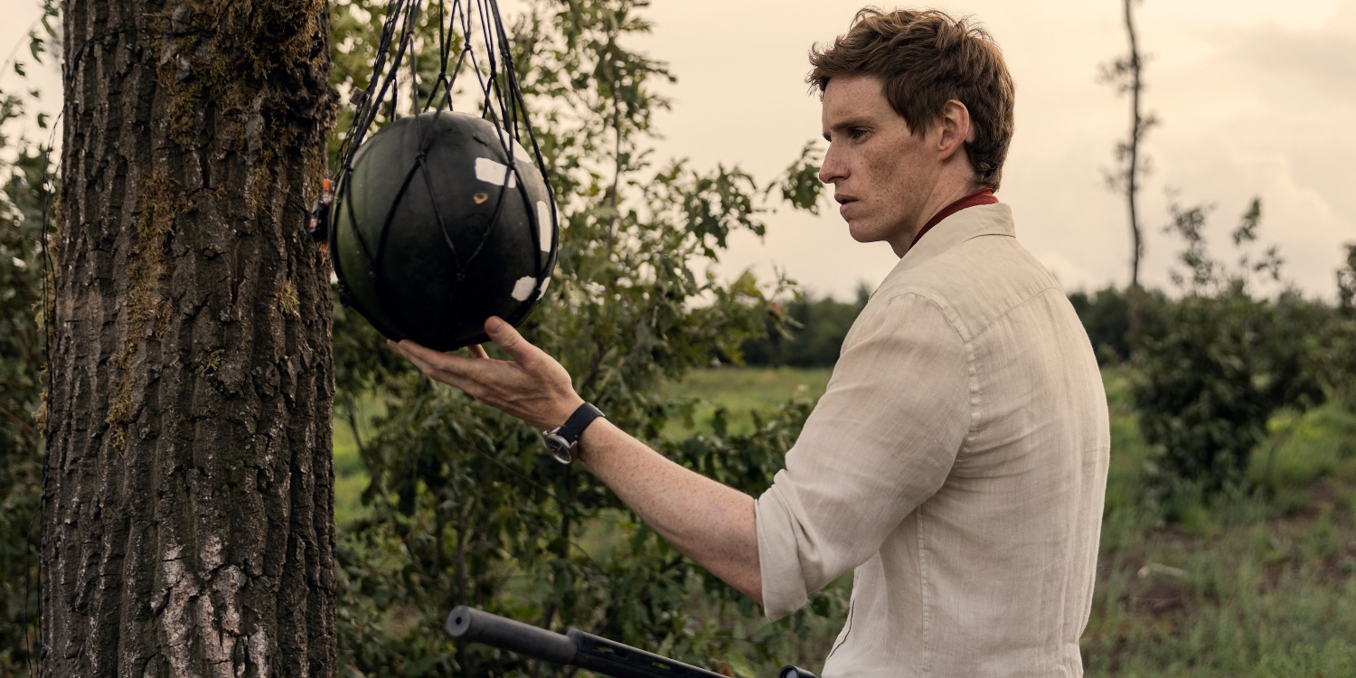 7 newsów na sobotę: "Dzień Szakala" z 2. sezonem, nowy serial Jona Hamma, spin-off "The Office"