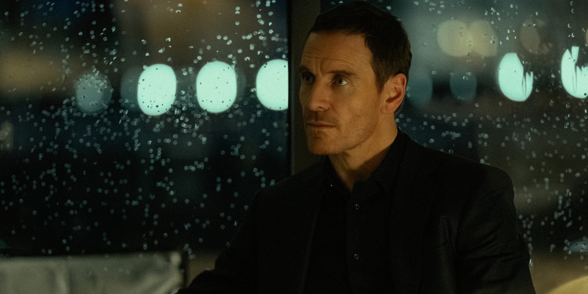 "Agencja" to szpiegowski thriller w świetnej obsadzie – recenzja serialu dostępnego w SkyShowtime