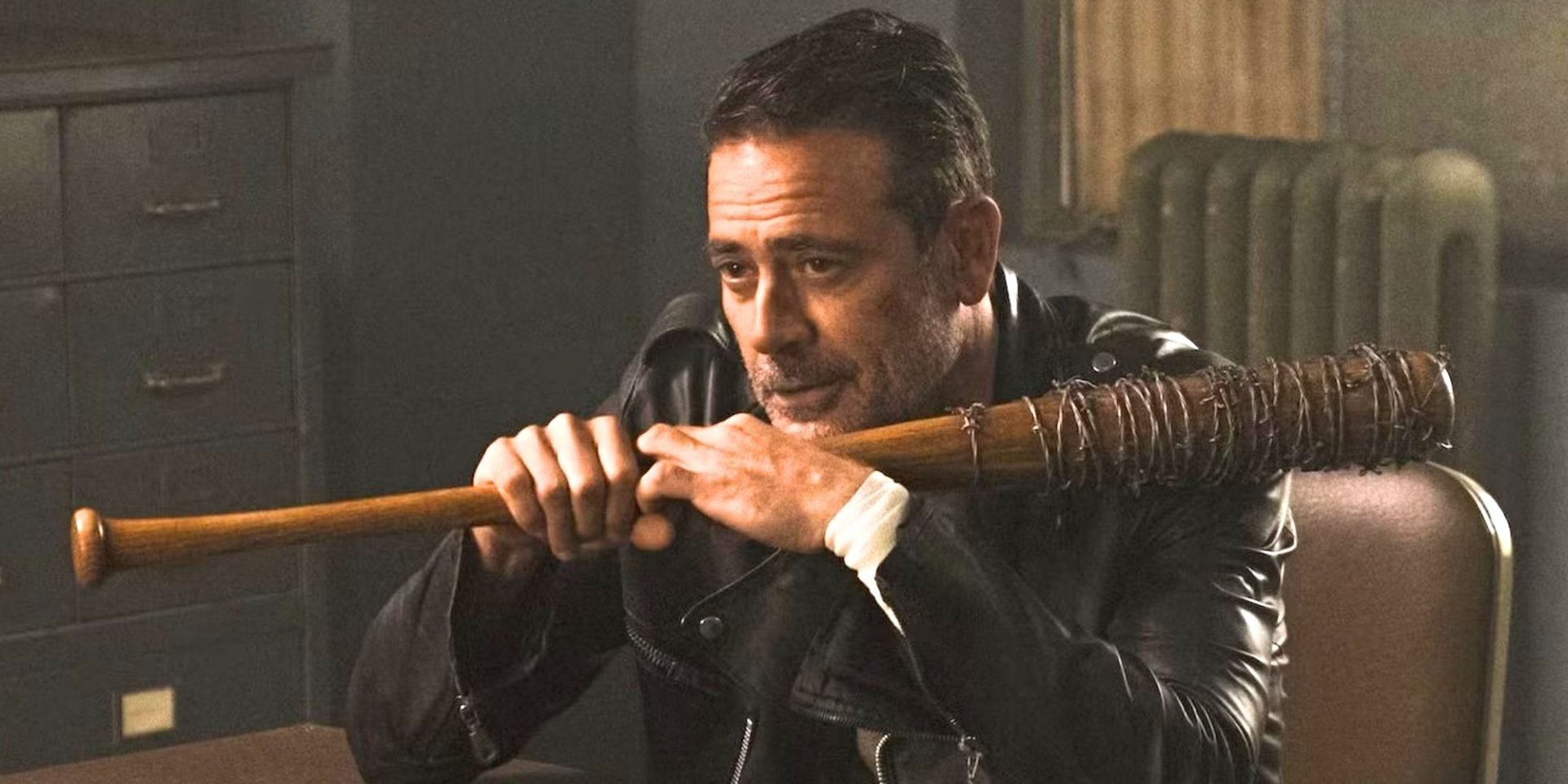 "The Walking Dead: Dead City" – czemu Negan po prostu nie zabije tej postaci z 2. serii? Aktor wyjaśnia