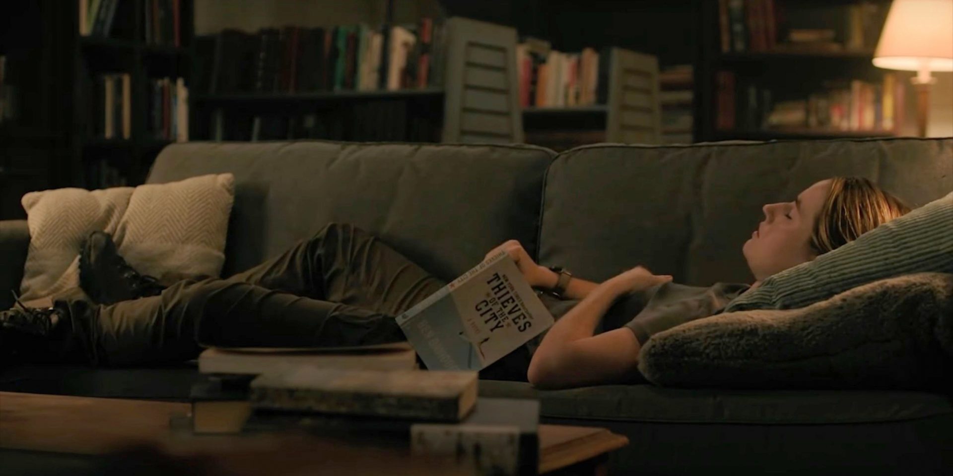 Jaką książkę czyta Abby w finale 2. sezonu "The Last of Us"? Easter egg ma związek z serialem "Gra o tron"