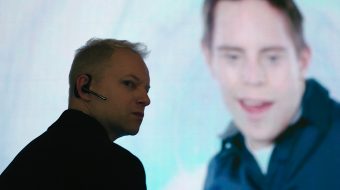 Maciej Stuhr u twórców 