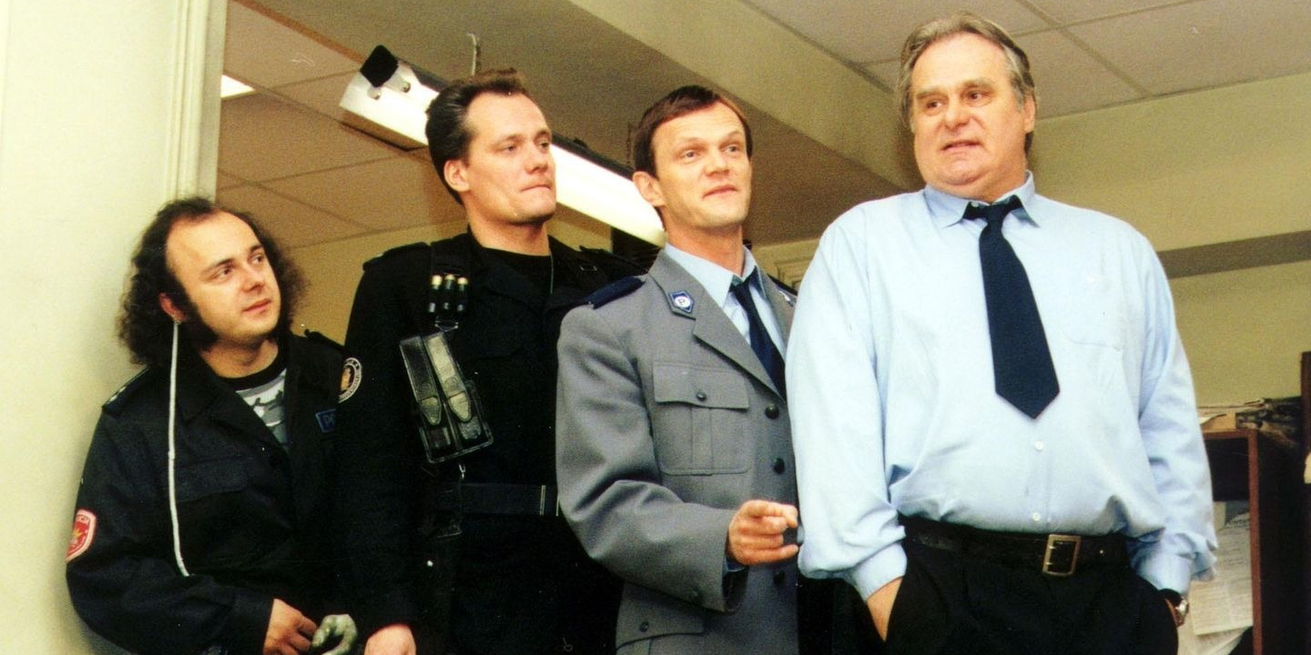 "13 posterunek" – będzie powrót kultowego serialu? Cezary Pazura właśnie rozbudził nadzieje fanów