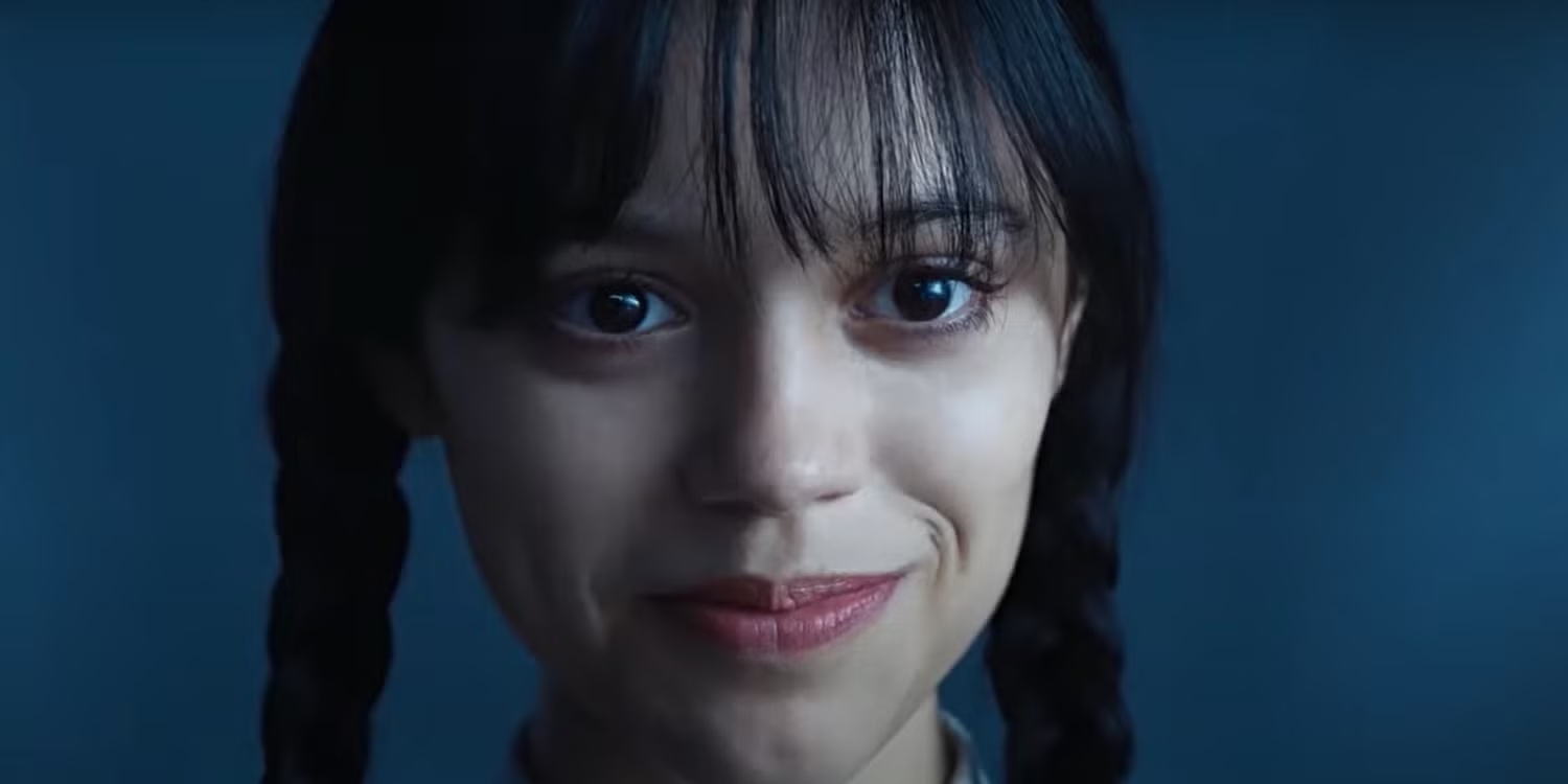 Skąd ten rzadki uśmiech Wednesday w 2. sezonie? Wyjaśniamy, co za nim stoi – i czemu to ważna chwila