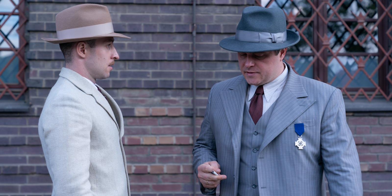 Aktor z "Breslau" zabrał nietypową pamiątkę z planu serialu Disney+. "Dowiedzą się, jak zobaczą to wideo"