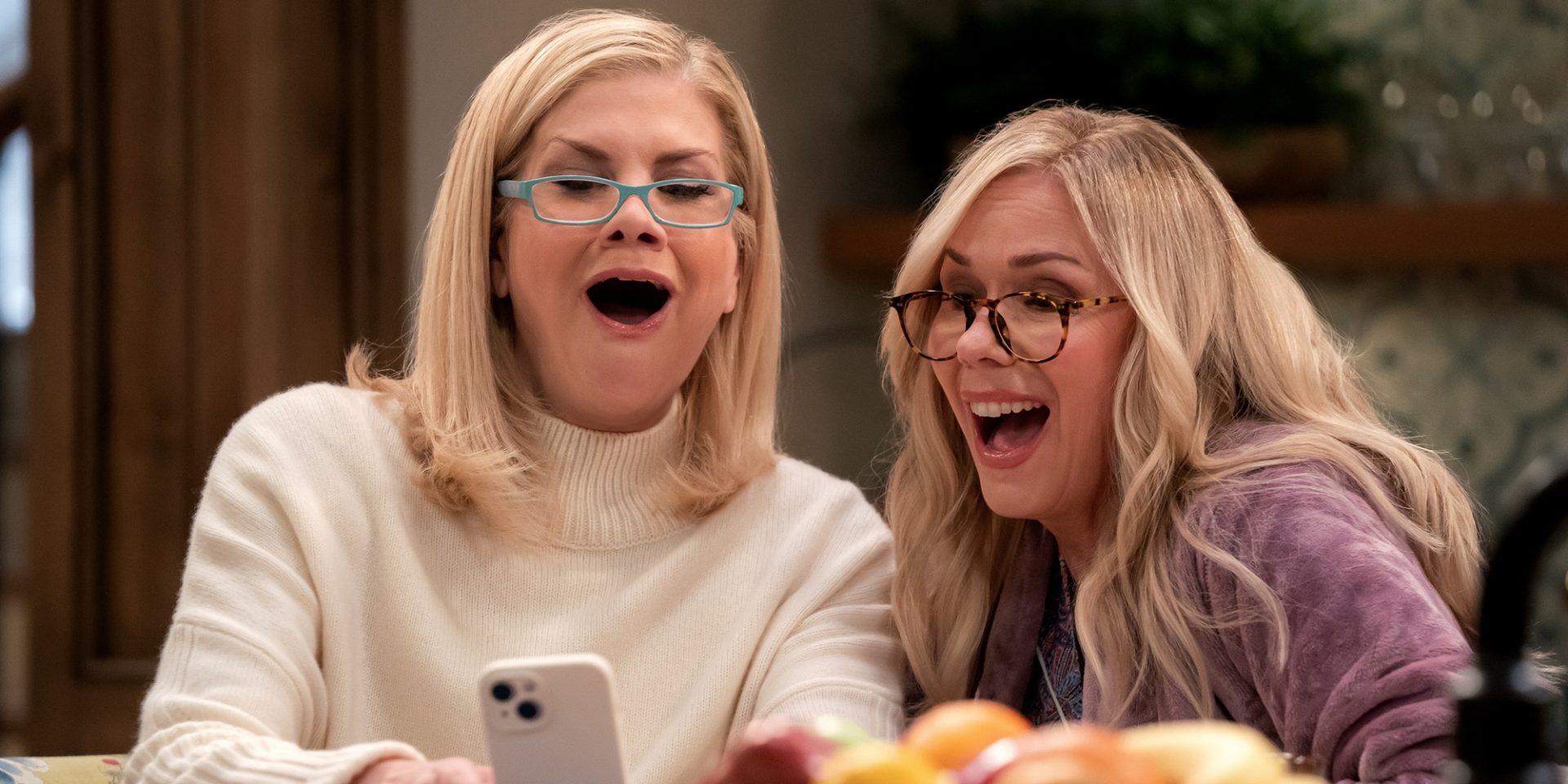 6 newsów na wtorek: 2. sezon "Leanne", James Corden w Apple TV+, nowy serial komediowy HBO