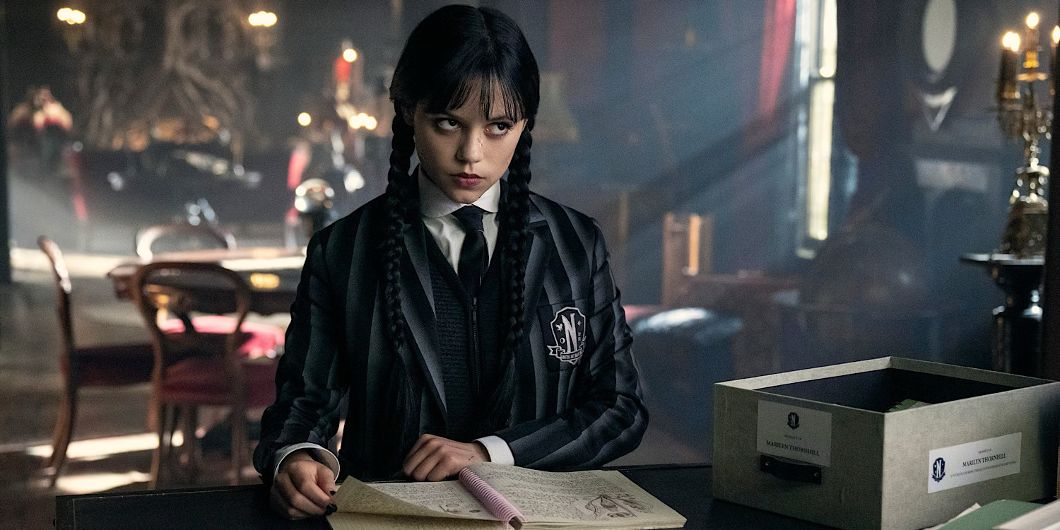 7 newsów na czwartek: "Wednesday" pokonała "Dahmera", nowy serial Adama Drivera, gwiazdy u Ryana Murphy’ego