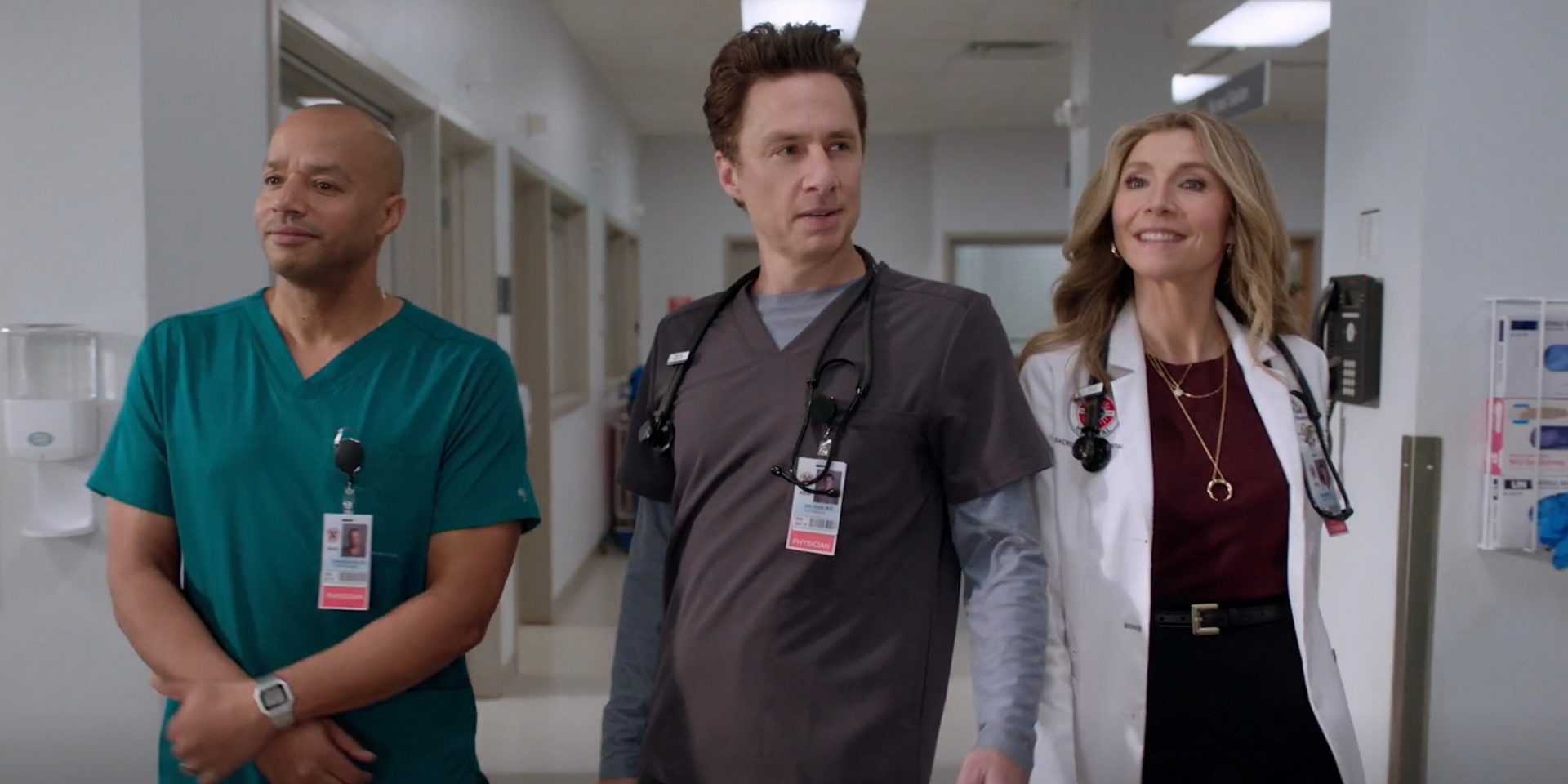 Hoży doktorzy ze "Scrubs" wracają na ekran po 15 latach. J.D. i pamiętna ekipa w pierwszej zapowiedzi