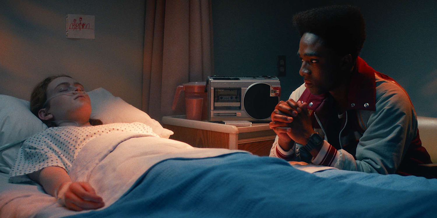 5. sezon "Stranger Things" już wyjawił los Max. Wyjaśniamy, co się z nią dzieje i o co w tym chodzi