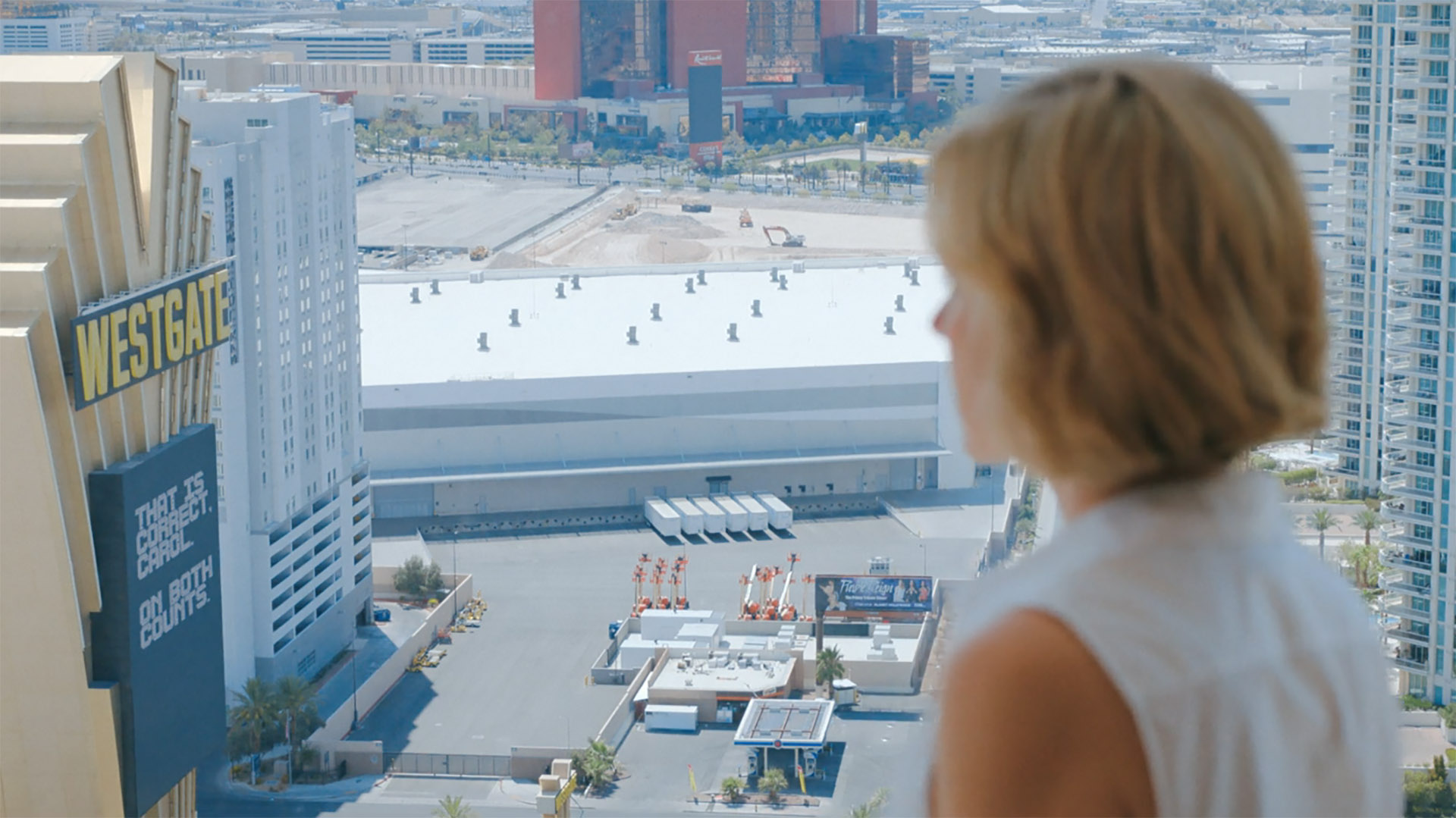 "Pluribus" – czemu Carol jest wciąż odporna na wirusa? Wyjaśniamy, o co dokładnie tutaj chodzi