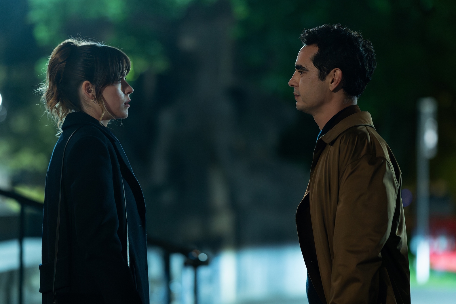 branża sezon 4 charlie heaton kiernan shipka