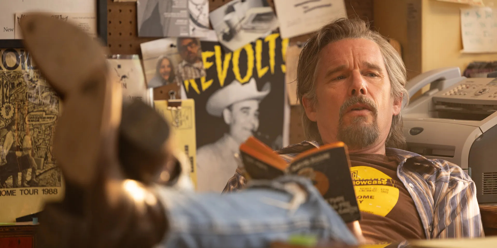 Wiemy już, jaka przyszłość czeka serial "Mroki Tulsy". Czy będzie sezon 2 hitu z Ethanem Hawkiem?