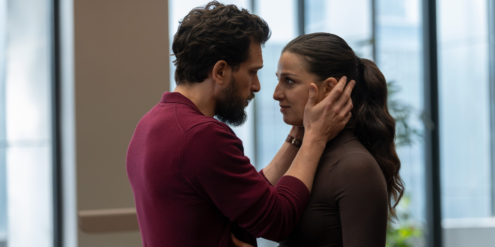 Co nowego w serialach w tym tygodniu? "Branża", "Porwanie" i Agatha Christie od Netfliksa – lista