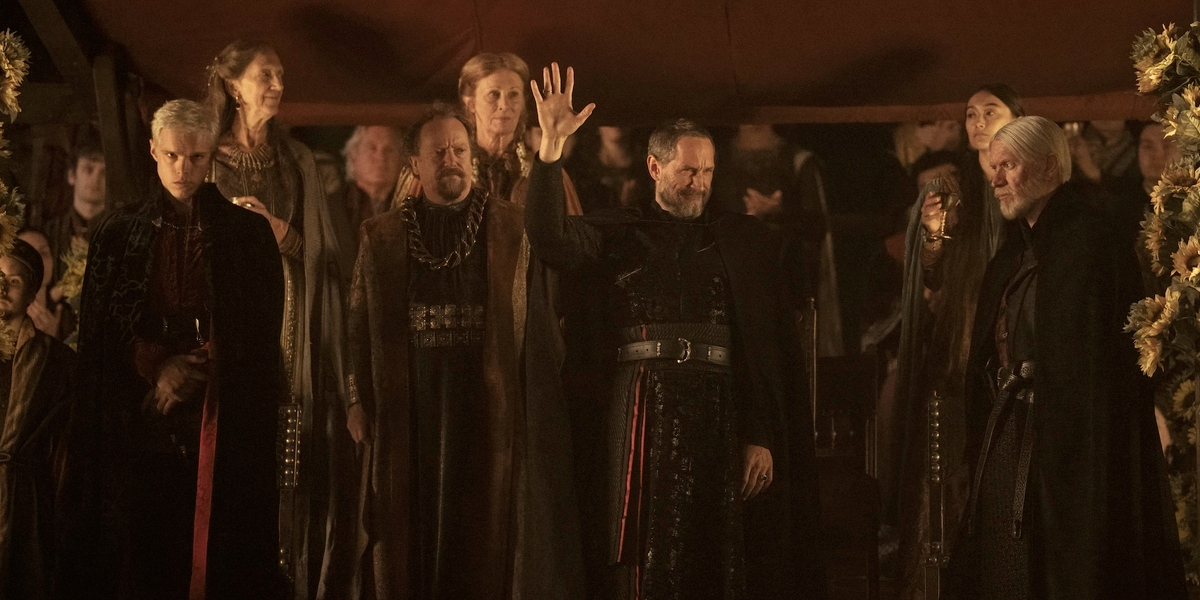 Kim są Targaryenowie z serialu "Rycerz Siedmiu Królestw"? Kto z rodu smoka będzie tutaj kluczowy?