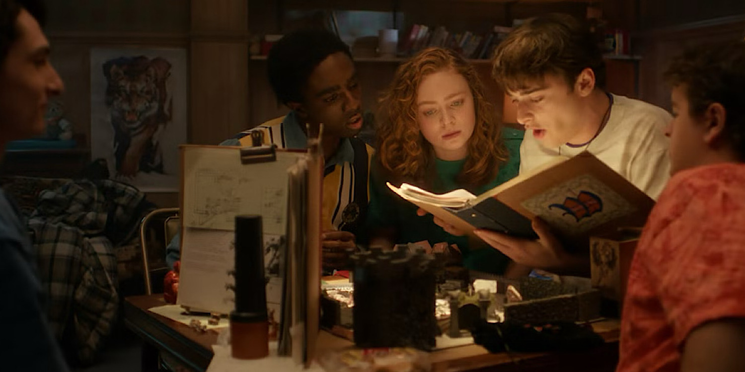 "Stranger Things" pożyczyło zakończenie od Stevena Spielberga. Wielki klasyk sci-fi miał mieć taką scenę