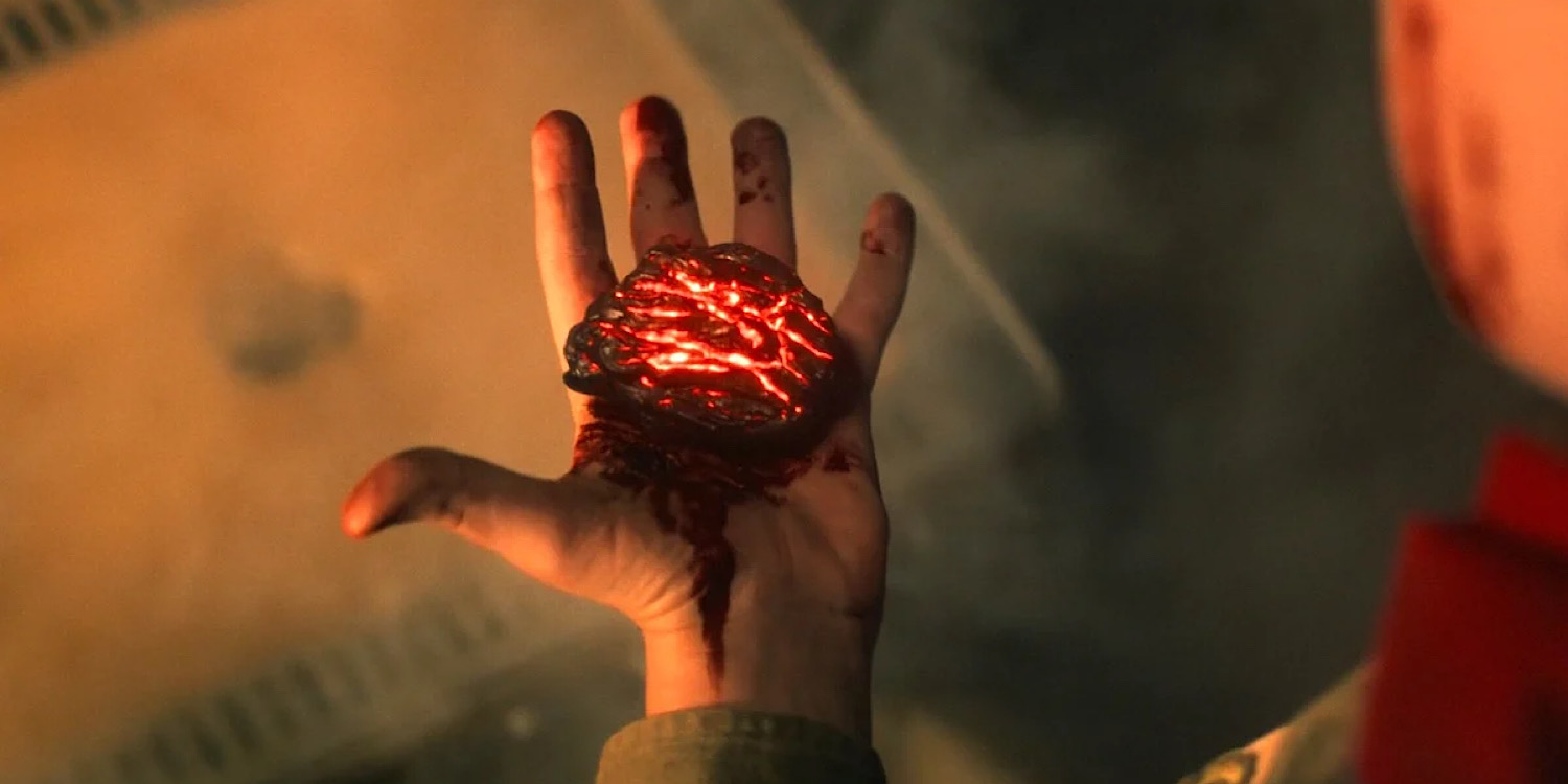 "Stranger Things" – o co chodziło z kamieniem, którego dotknął Henry? Twórcy dadzą odpowiedź