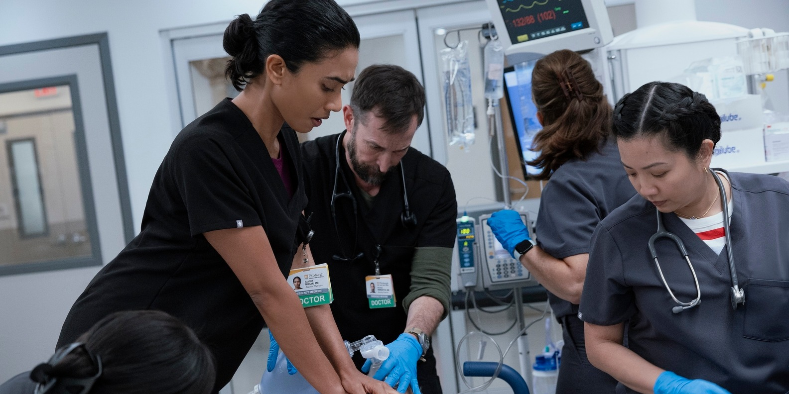 Co wydarzy się w kolejnych odcinkach 2. sezonu "The Pitt"? Mamy wypakowany emocjami zwiastun