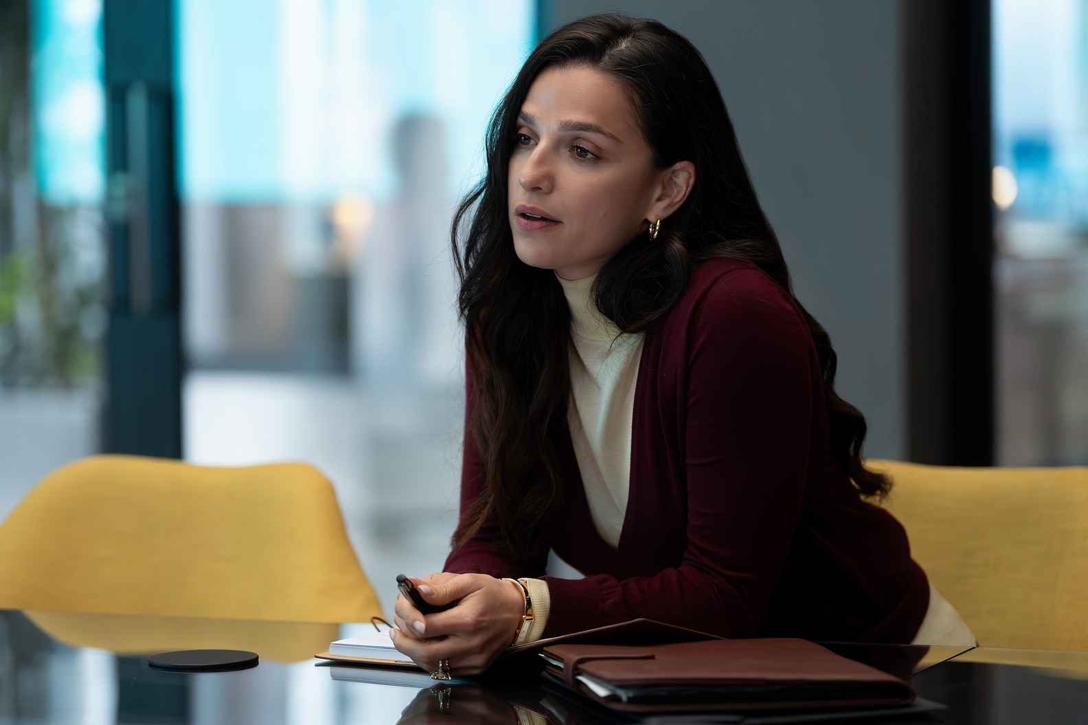 "Branża" – Yasmin dopiero się rozkręca. Marisa Abela wybiera ulubiony odcinek i mówi, co dalej w 4. serii