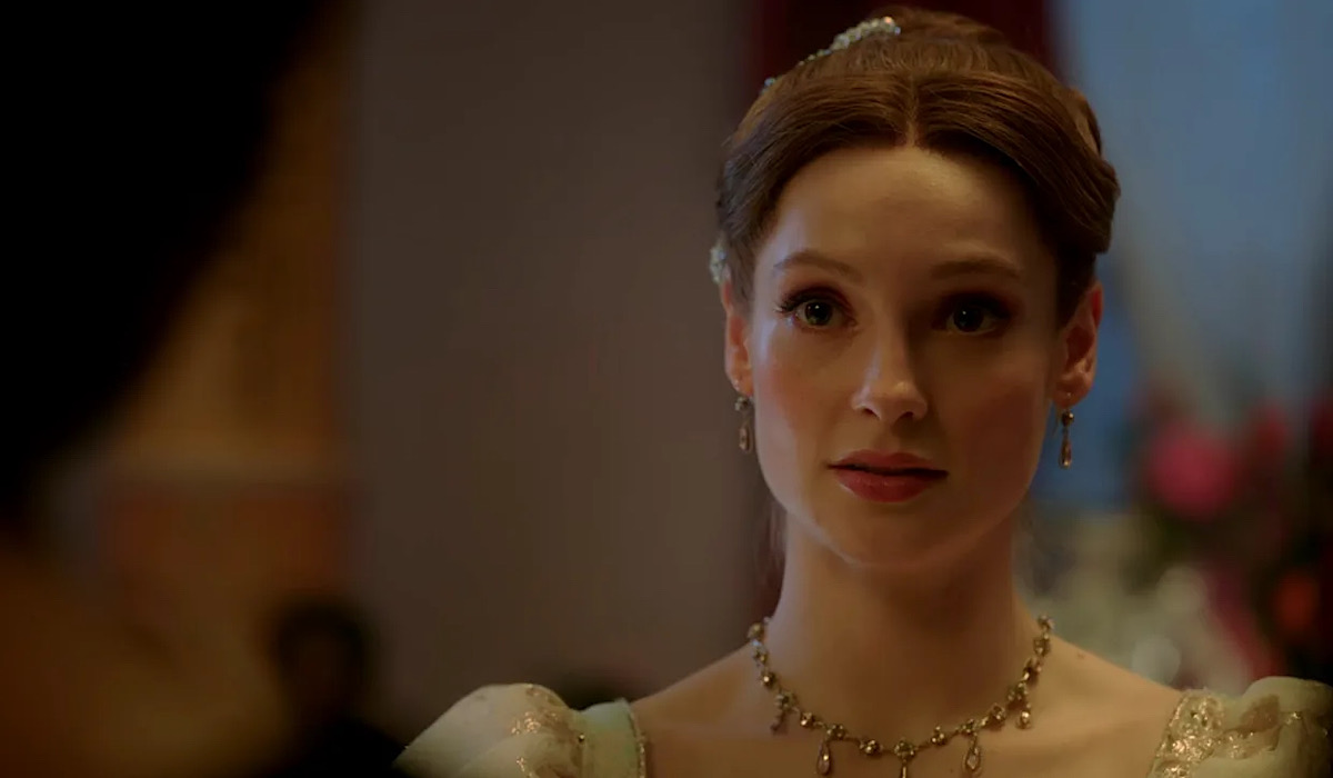 "Bridgertonowie" – skąd łóżkowe kłopoty tej pary? Showrunnerka wyjaśnia, czy coś nie gra w tej relacji