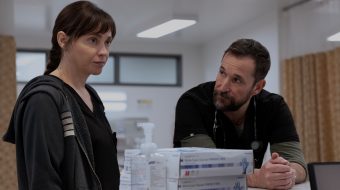 'The Pitt' to 'bezpieczna przystań' czy trauma dla lekarzy? Noah Wyle mówi, jaki wpływ ma serial na realia