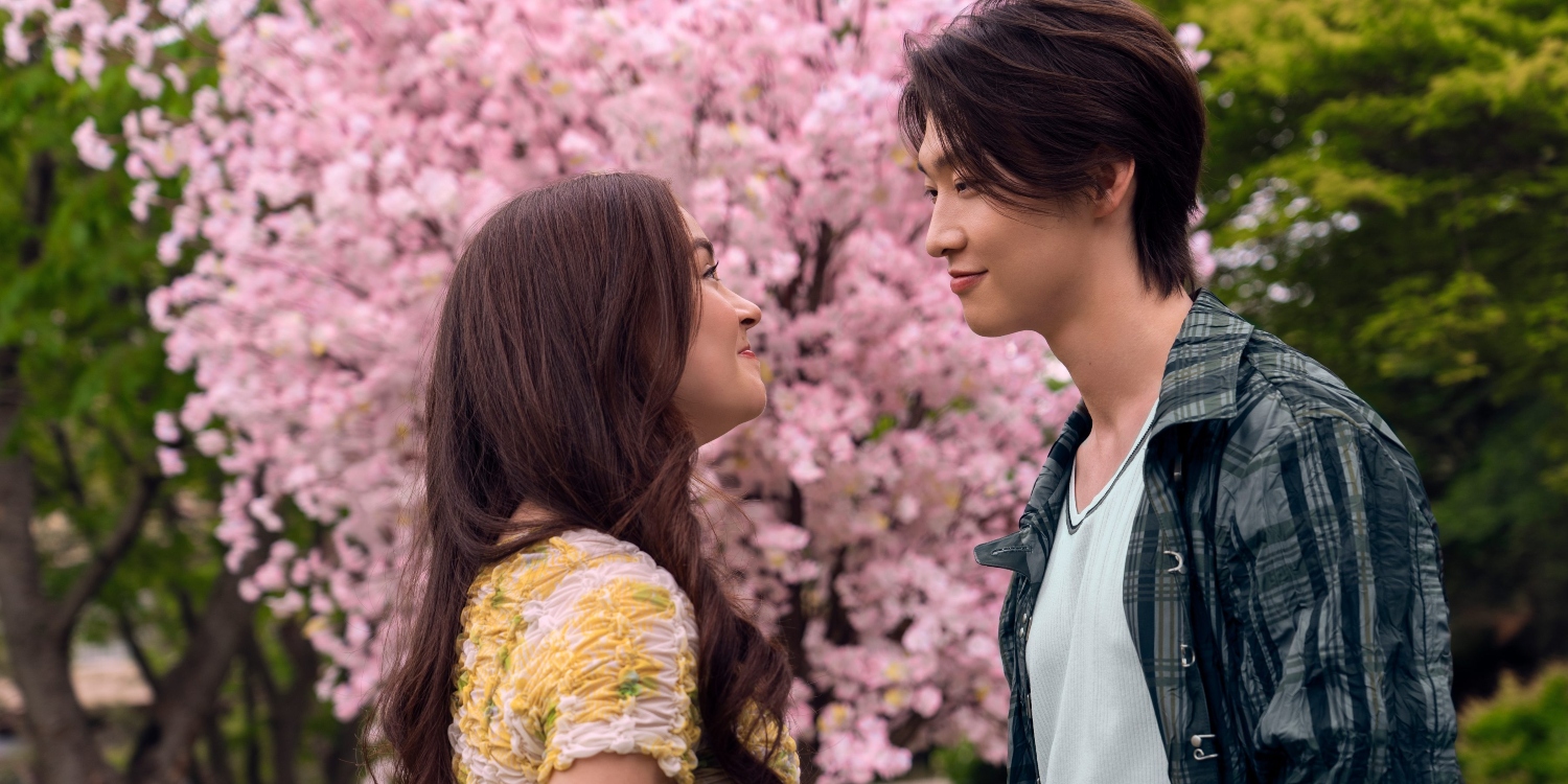 7 newsów na czwartek: Kiedy premiera 3. sezonu "XO, Kitty", zwiastun "Scrubs", fotki ze "Spider-Noir"