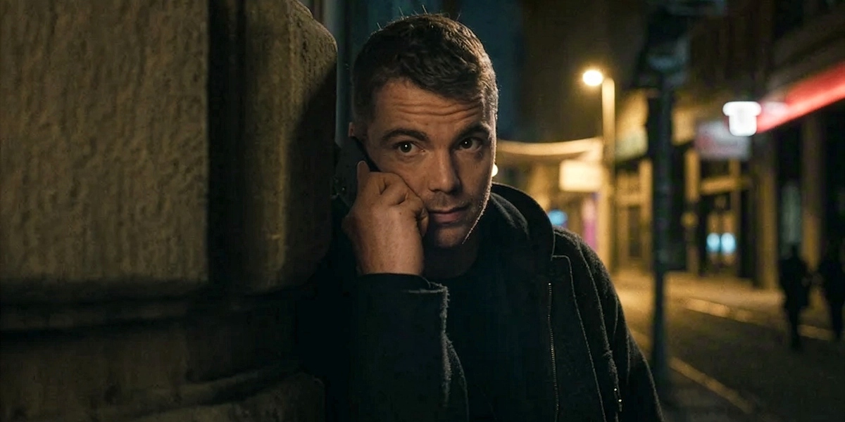 "Nocny agent" – czy będzie sezon 4? Netflix oficjalnie odniósł się do przyszłości gasnącego hitu akcji