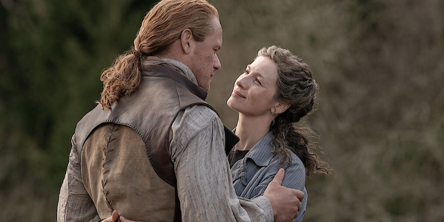 "Outlander" – te wieści zmieniły relację Claire i Jamiego. Gwiazda tłumaczy premierę 8. sezonu