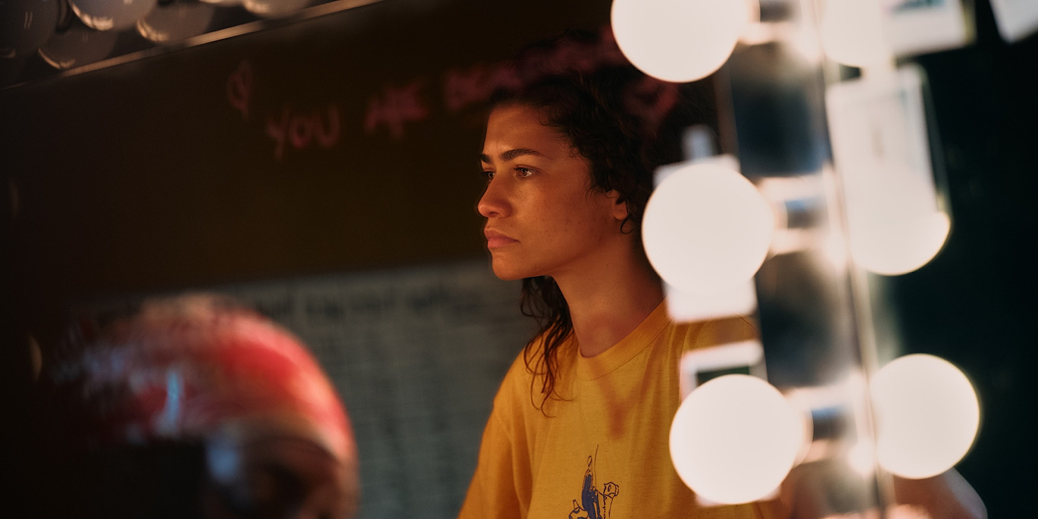 "Euforia" – zmarły gwiazdor pojawi się w 3. sezonie serialu. Zobaczcie go na zdjęciach z 2. odcinka