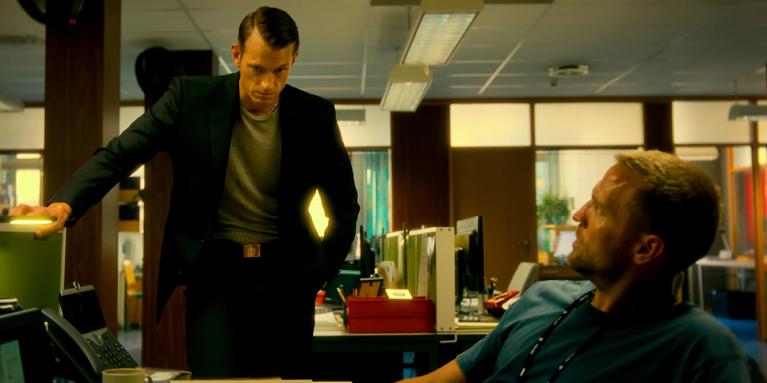 Ależ krwawy finał serialu "Harry Hole". Gwiazda wyjaśnia, czy to był odpowiedni los dla tej postaci