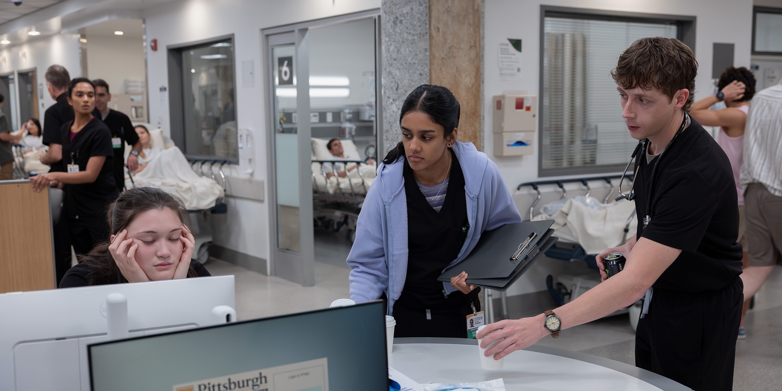 Nie wyłączajcie finału 2. sezonu "The Pitt" od razu. Twórcy zostawili dla was świetną scenę po napisach