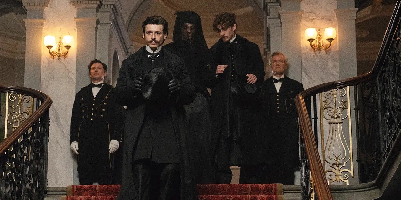 7 newsów na sobotę: 2. sezon "Rodu Guinnessów", zwiastun "Domku na prerii", prequel "Dorosłych"