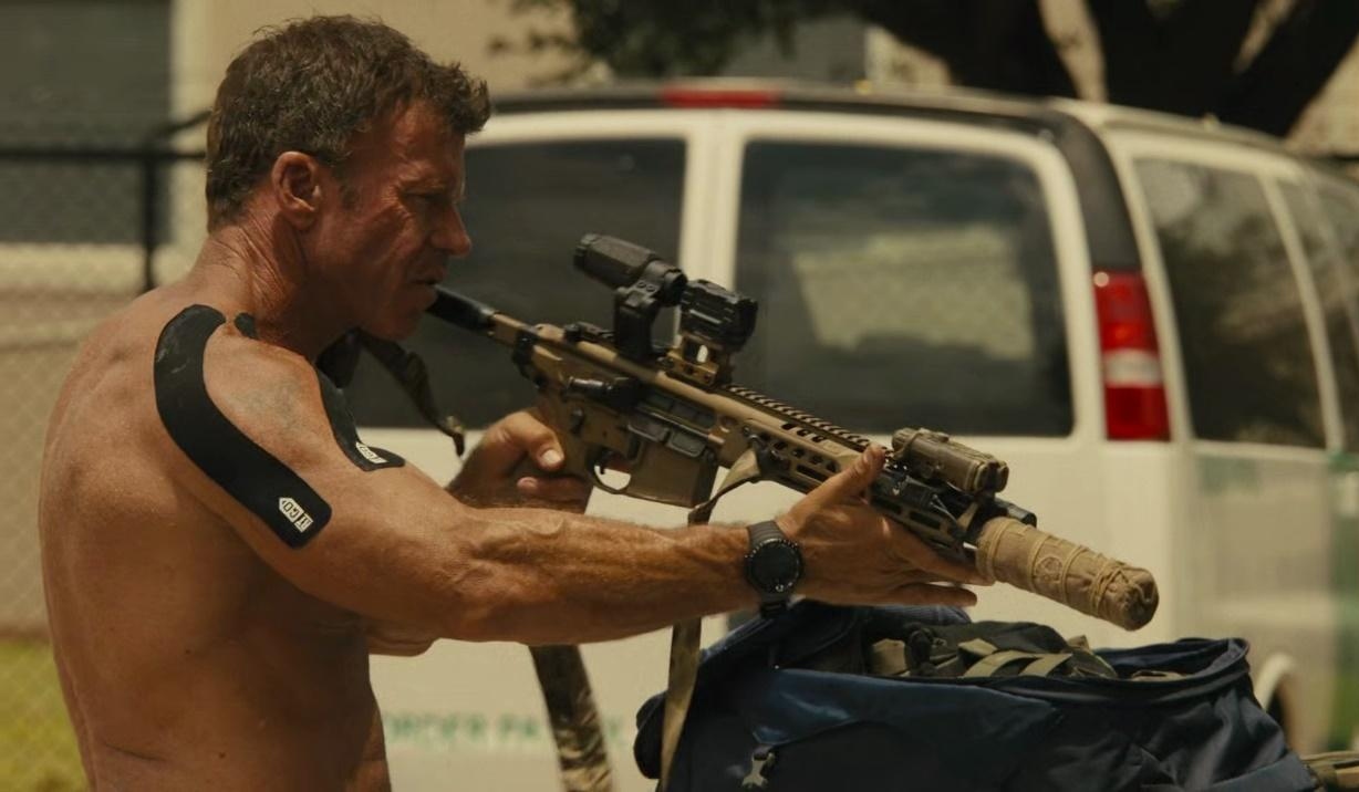 "Lioness" – twórca "Yellowstone" znów to zrobi? Ostatnio fani pytali, "czy wszystko z nim okej"