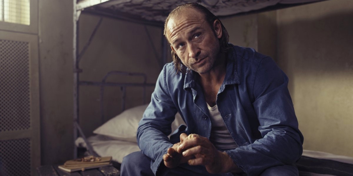 "Bunt" – Borys Szyc nie do poznania w mocnym zwiastunie dramatu więziennego od Netfliksa